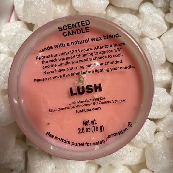 New Lush Snow Fairy Candle - 2.6 oz - Picture 1 of 3